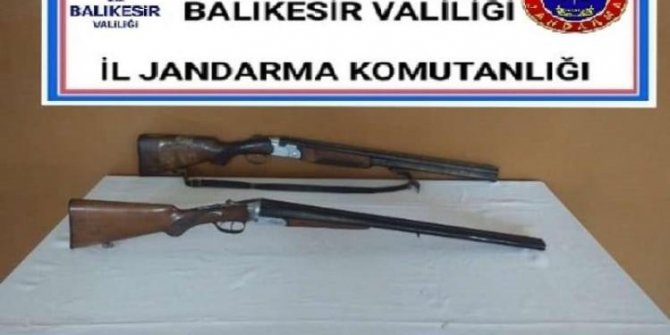 Balıkesir’de jandarma 14 aranan şahıs yakalandı
