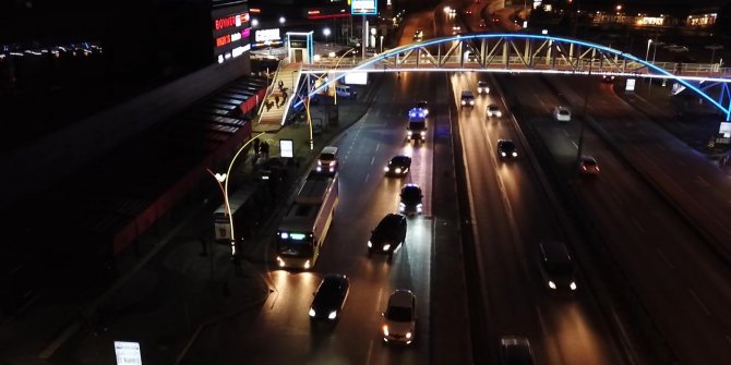 Ambulans şoförleri, trafikte sürücülerden fermuar tekniğini uygulamalarını istiyor
