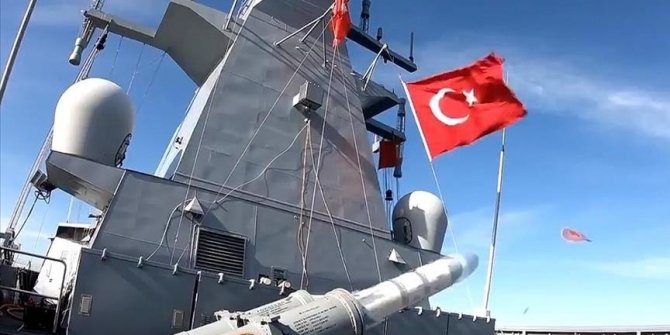 Turquie: Le missile téléguidé de fabrication turque Atmaca testé avec succès en mer