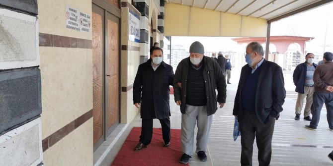 Hacı Ahmet Özdemir eski dostlarıyla buluştu