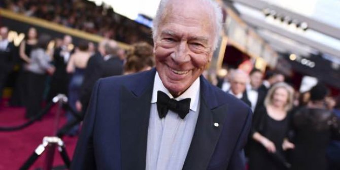 Ünlü aktör Christopher Plummer hayatını kaybetti