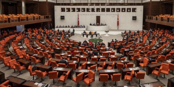 Meclis yoğun gündemle çalışmalarına başlıyor