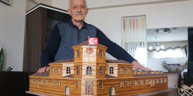 Her birinde 6 bin tahta parçası kullandı, birebir aynılarını yaptı