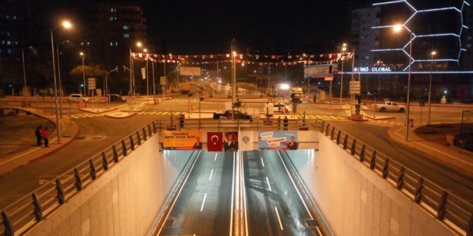 Katlı kavşak 87 günde tamamlanarak trafiğe açıldı