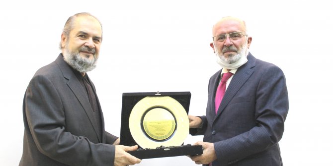 Müftü Poçanoğlu göreve veda etti
