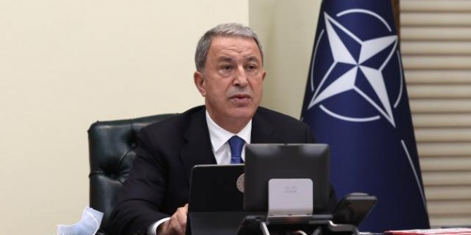 Bakan Akar helikopter kazasının olduğu Tatvan'a gidiyor