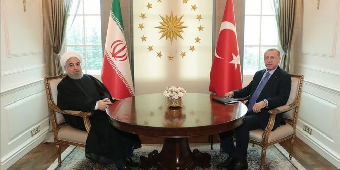 Turkish, Iranian presidents hold phone call