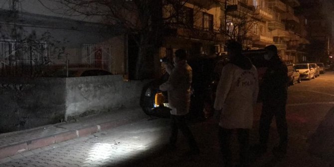 Komşuları tarafından yalnız yaşadığı evinde ölü bulundu