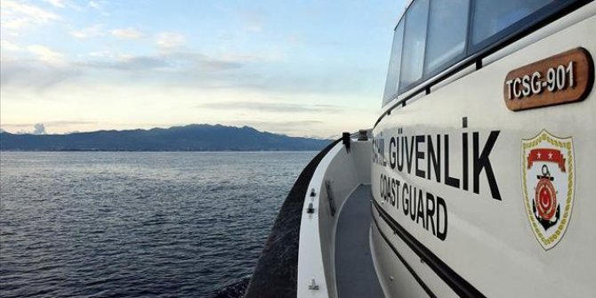 Yunanistan'ın geri ittiği sığınmacıları Sahil Güvenlik kurtardı