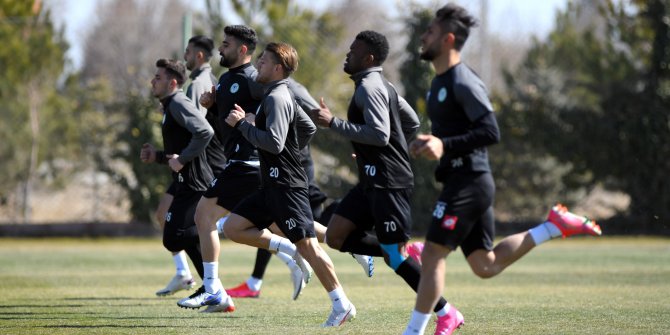Konyaspor'da 4 oyuncunun sakatlığı sürüyor