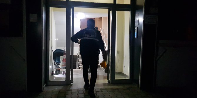 Tabancayla oynadığı sırada kendisini vurdu