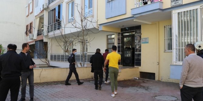 Yangına küçük kızıyla beraber uyurken yakalandı