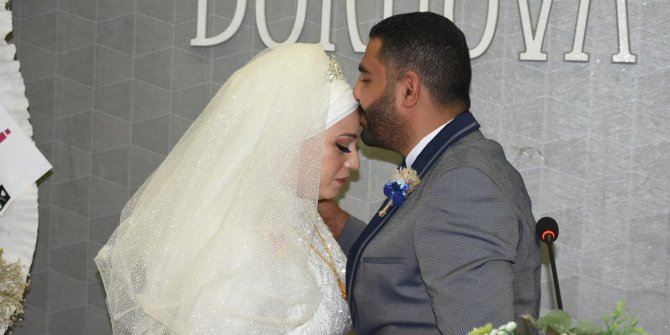İzmir depreminde 9.5 saat sonra enkazdan çıkan Buse evlendi