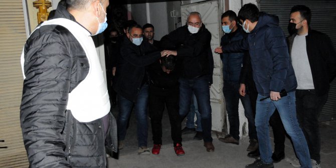 Eski eşini öldüren 'kırmızı ayakkabılı katil' yakalandı