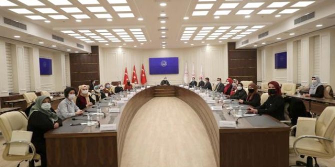 Bakan Selçuk, 15 Temmuz gazisi kadınlarla bir araya geldi
