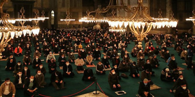 Kabaktepe, gençlerle Ayasofya Camii'nde buluştu