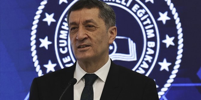 Bakan Selçuk: Eğitimde yeni döneme eylül ayında başlayacağız