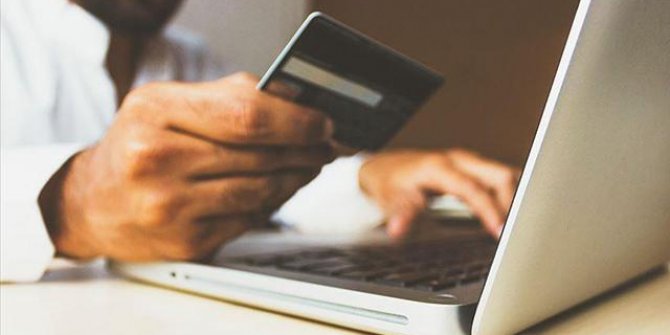 65 yaş üstü internet alışverişi sevdi