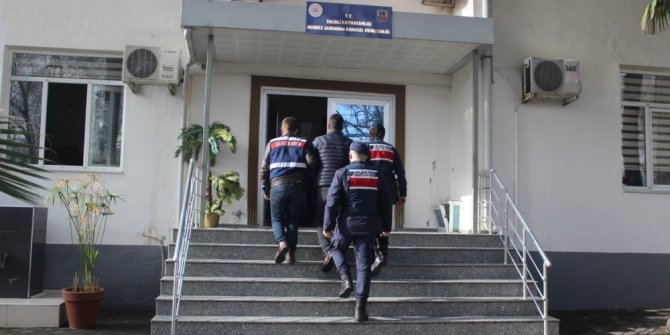 Sosyal medyada terör propagandasına 3 gözaltı