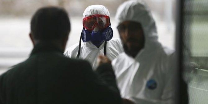 İtalya’da son 24 saatte 300 kişi hayatını kaybetti