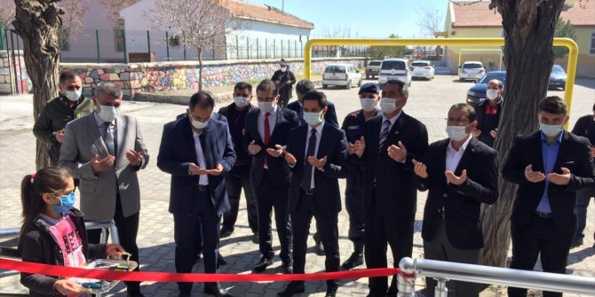 Karapınar'da hayırseverlerden eğitime destek
