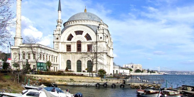 Dolmabahçe Mosque is 166 years old