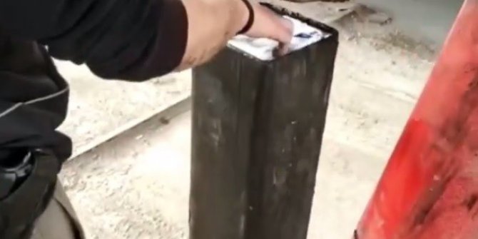 Vincin ayaklarına gizlenen sigaralar gümrüğe takıldı