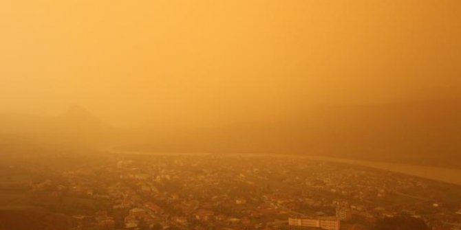 Güneydoğu'da toz taşınımı ve çamur yağmuru uyarısı