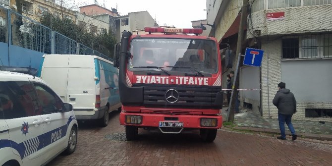 Bodrum katında yangın: 1’i ağır 2 kişi yaralandı