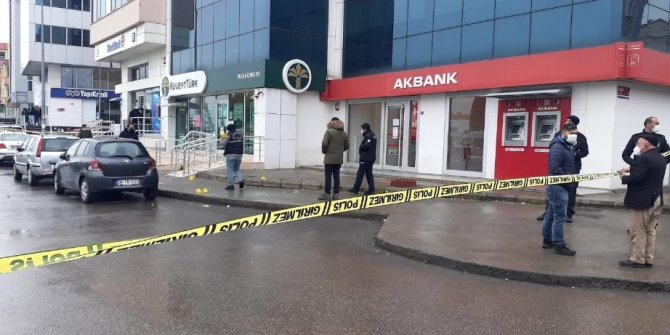 Banka kuyruğunda tartışma kanlı bitti