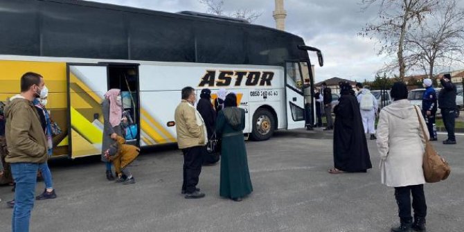 Testi pozitif çıkan baba-oğul otobüsten indirilip karantinaya alındı