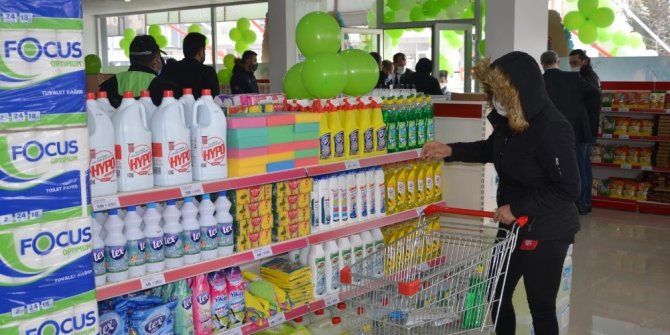 Aksaray’da ihtiyaç sahipleri için sosyal market açıldı