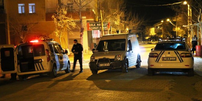 Silahlı kavga: 3 yaralı, 4 gözaltı