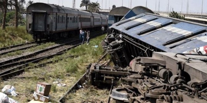 Mısır'da tren kazası: 32 ölü, 66 yaralı