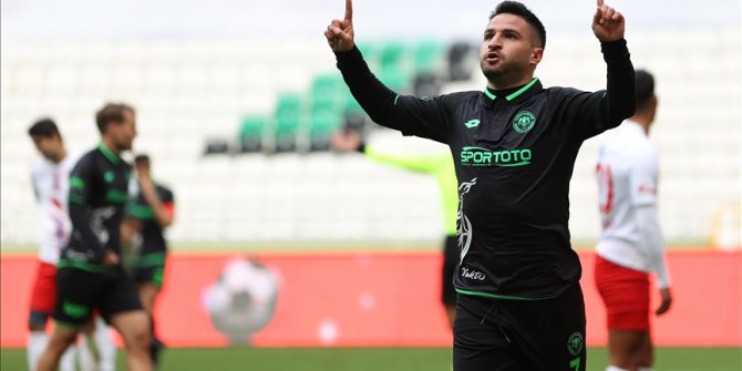 Başakşehir sezonu sıkıntısız tamamlamayı hedefliyor