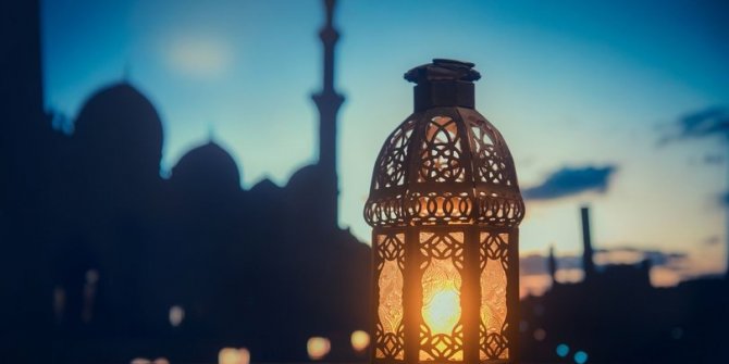 Konya'nın belediye başkanlarından Berat Kandili mesajı