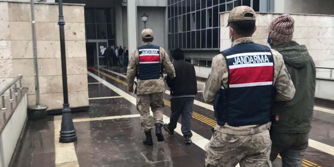 Kablo hırsızlığı şüphelisi 2 kişi yakalandı
