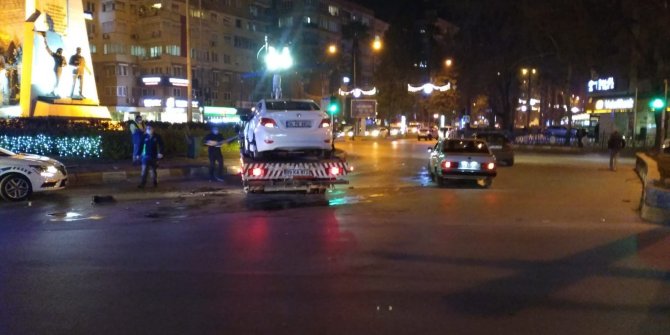 Zincirleme trafik kazası: 1 yaralı
