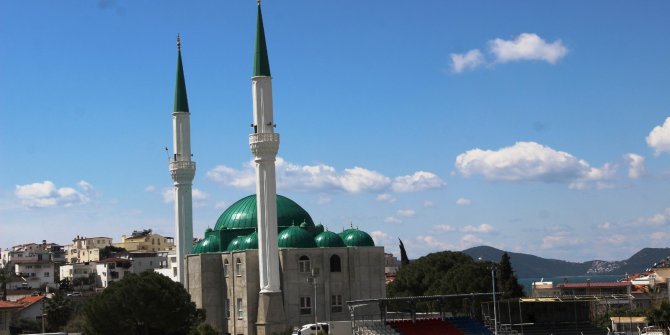 8 yıldır tamamlanamayan cami bölge halkını çileden çıkardı