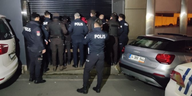 Korona virüsü hiçe saydılar, polis ekipleri tarafından basıldılar