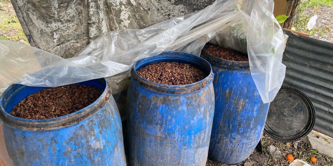 Adana’da kaçakçılık ve sahte içki operasyonu