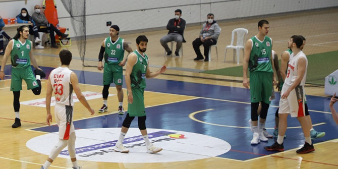 Konyaspor'dan potada rahat galibiyet: 73-92