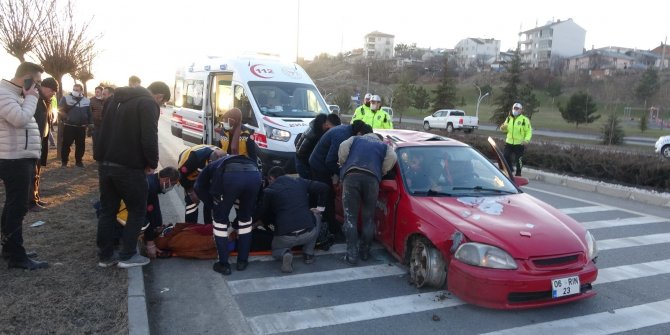 Otomobil hurdaya döndü: 3 yaralı