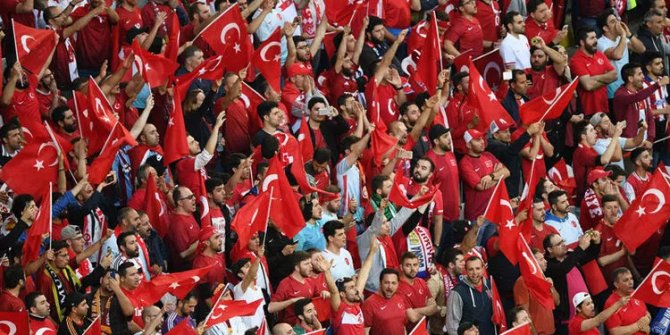 Türkiye Letonya maçına seyirci alınmayacak!