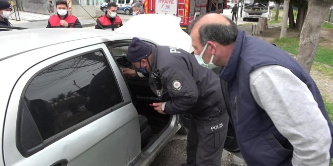 Polisin dikkati bir otomobili yanmaktan kurtardı