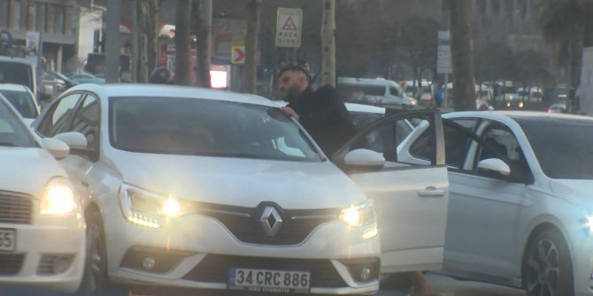 Trafik magandası tartıştığı sürücüyü darp etti