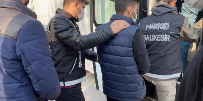 Balıkesir’de uyuşturucu operasyonu: 8 kişi tutuklandı