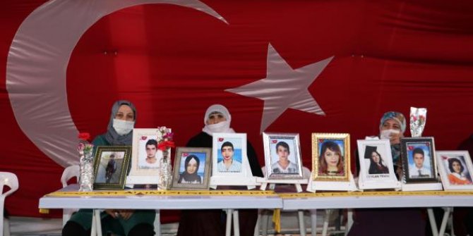 Suriyeli anne evlat nöbetine katıldı
