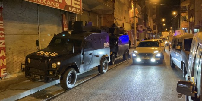 Diyarbakır'da husumetliler silah ateşledi; sokaktan geçen 8 yaşındaki çocuk yaralandı