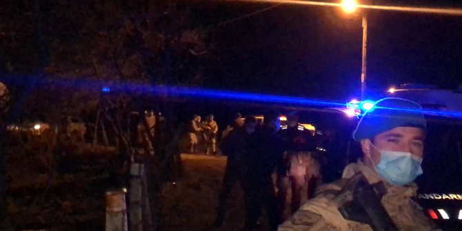 Çalışmaya gittiğini söylediği oğlunu öldürüp, ormana gömmüş
